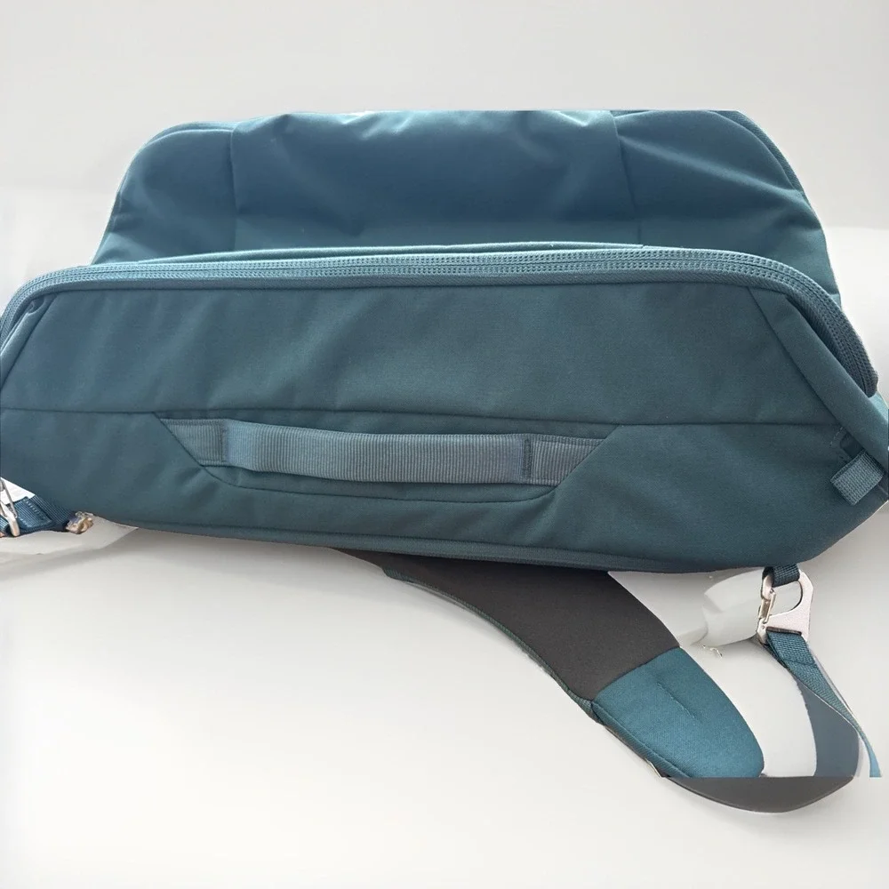 Osprey Packs Arcane 30L Duffel Pack Blue Backpack Dufflebag Excellent Used 1X